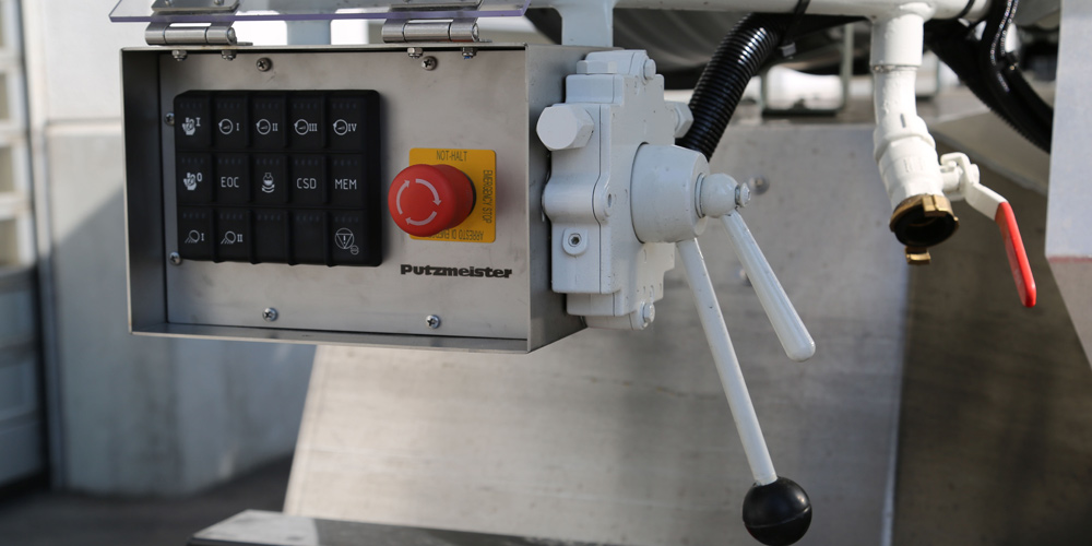 The EMC Keypad to operate the Truck Mixer