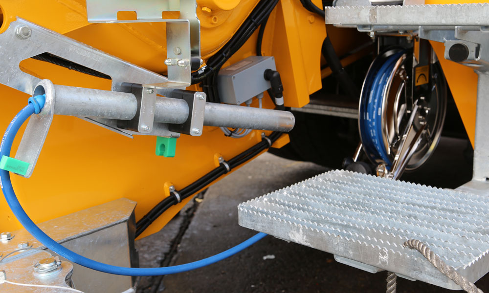 Water hose reel for high pressure water pump
